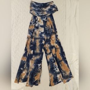 Blue Blush jumpsuit Size S excellent condition